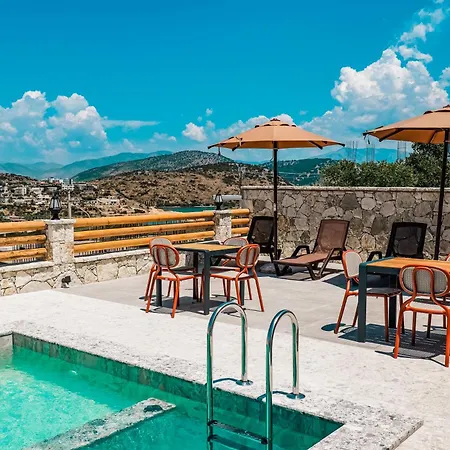 Villa London Ksamil